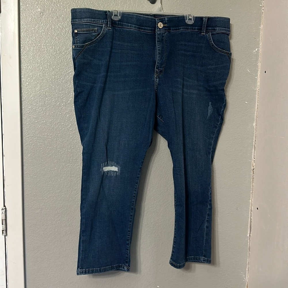 Lee total freedom medium wash jeans